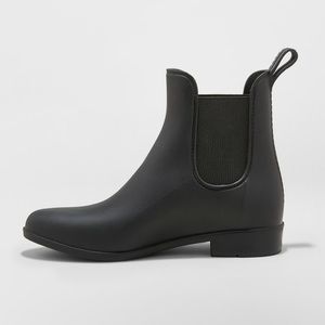 A new day Chelsea rain boots